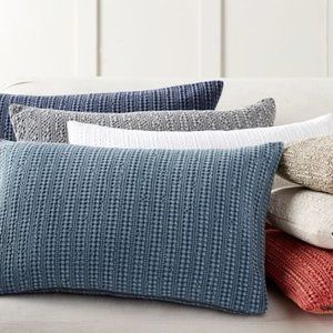 POTTERY BARN LUMBAR PILLOW COVER - (1) IN BLUE
